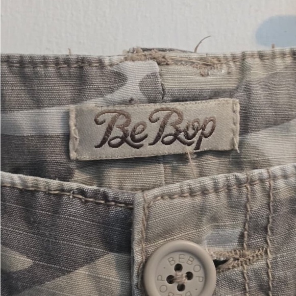 BeBop Green Camouflage Cargo Shorts - Picture 8 of 11